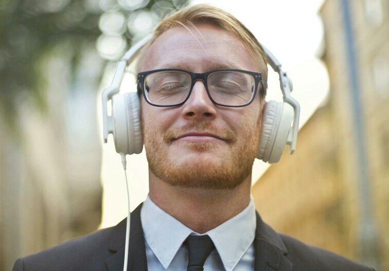 Listening To Music In The Work Place 